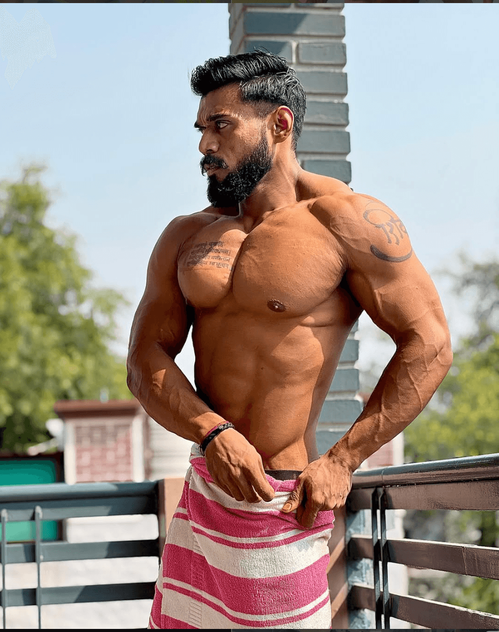 Abhishek physique portrait